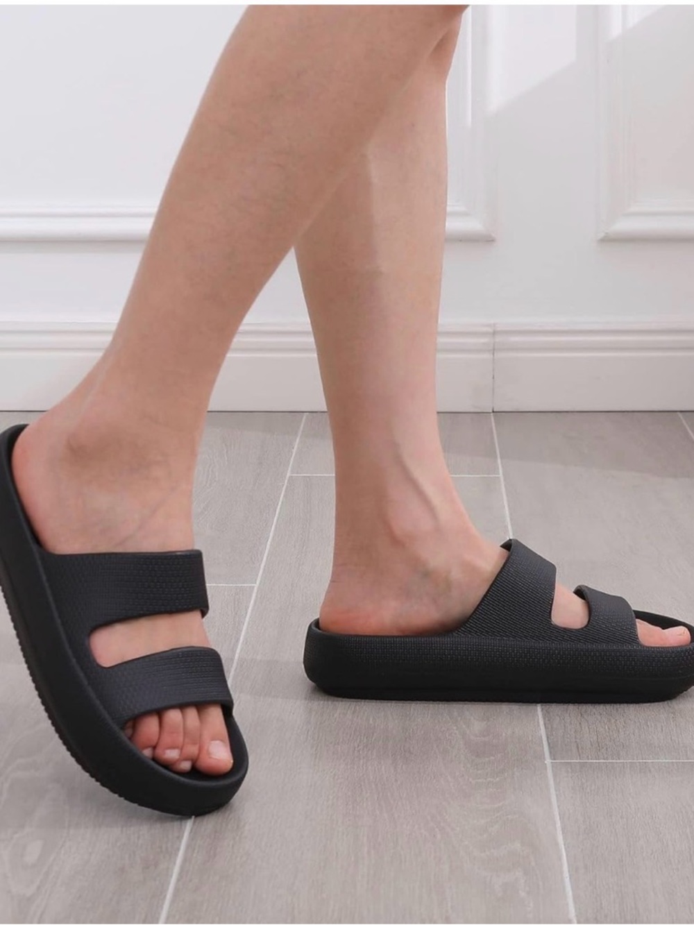 Women’s Black Cloud Cushion Sandals - 8.5
